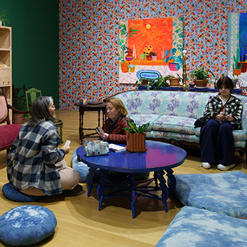 a teaching session in the Salon at the Nerman museum