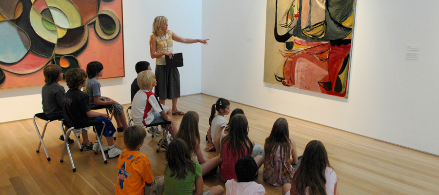 Children learn about artist's work